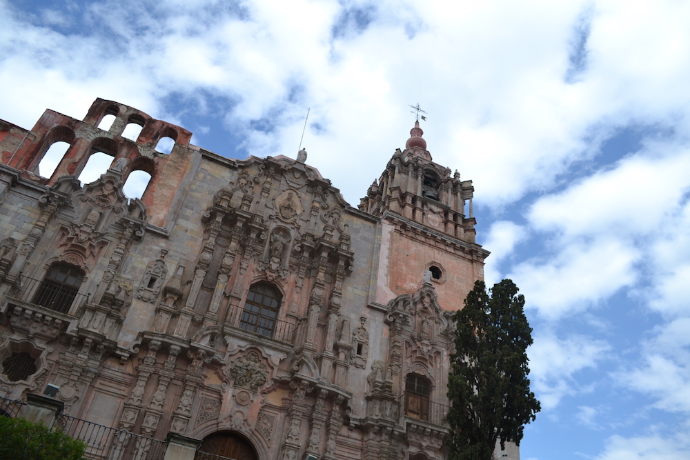 メキシコ・グアナフアトの教会の写真