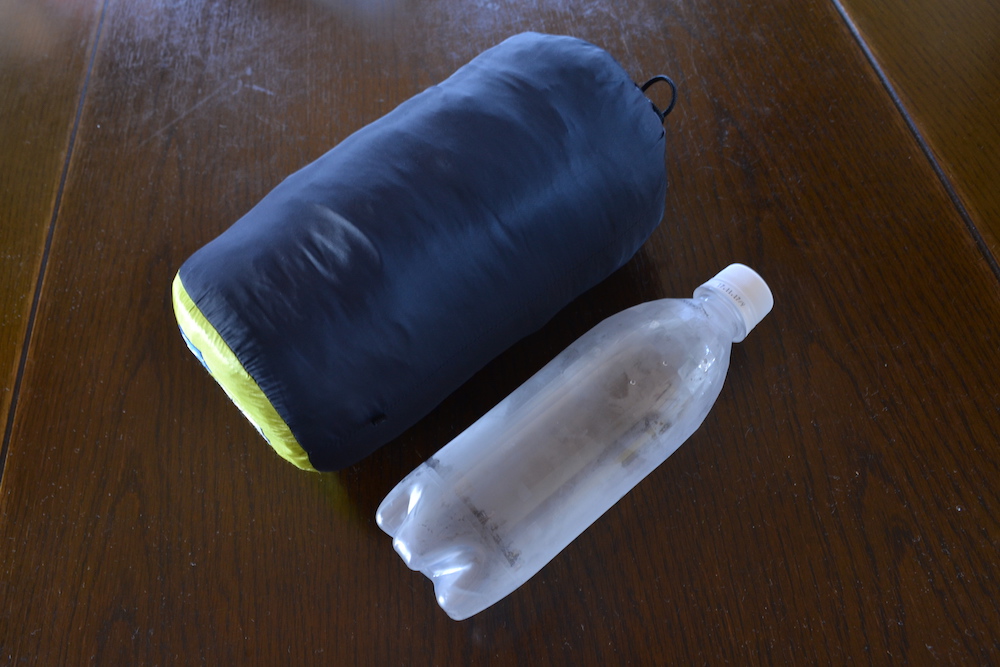 寝袋ポリゴンネストサイズ比較の写真